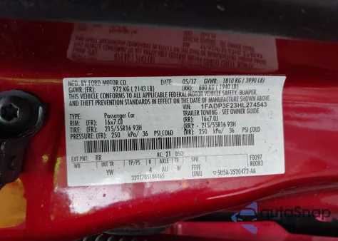 2017 Ford Focus Se z USA, uszkodzony, nr VIN 1FADP3F23HL274543